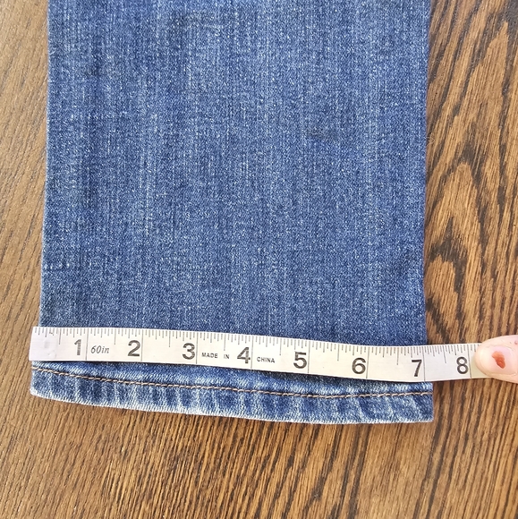 JCPenney Slim Straight Medium Wash Jeans Size Women's 10/30 Petite - Picture 8 of 11